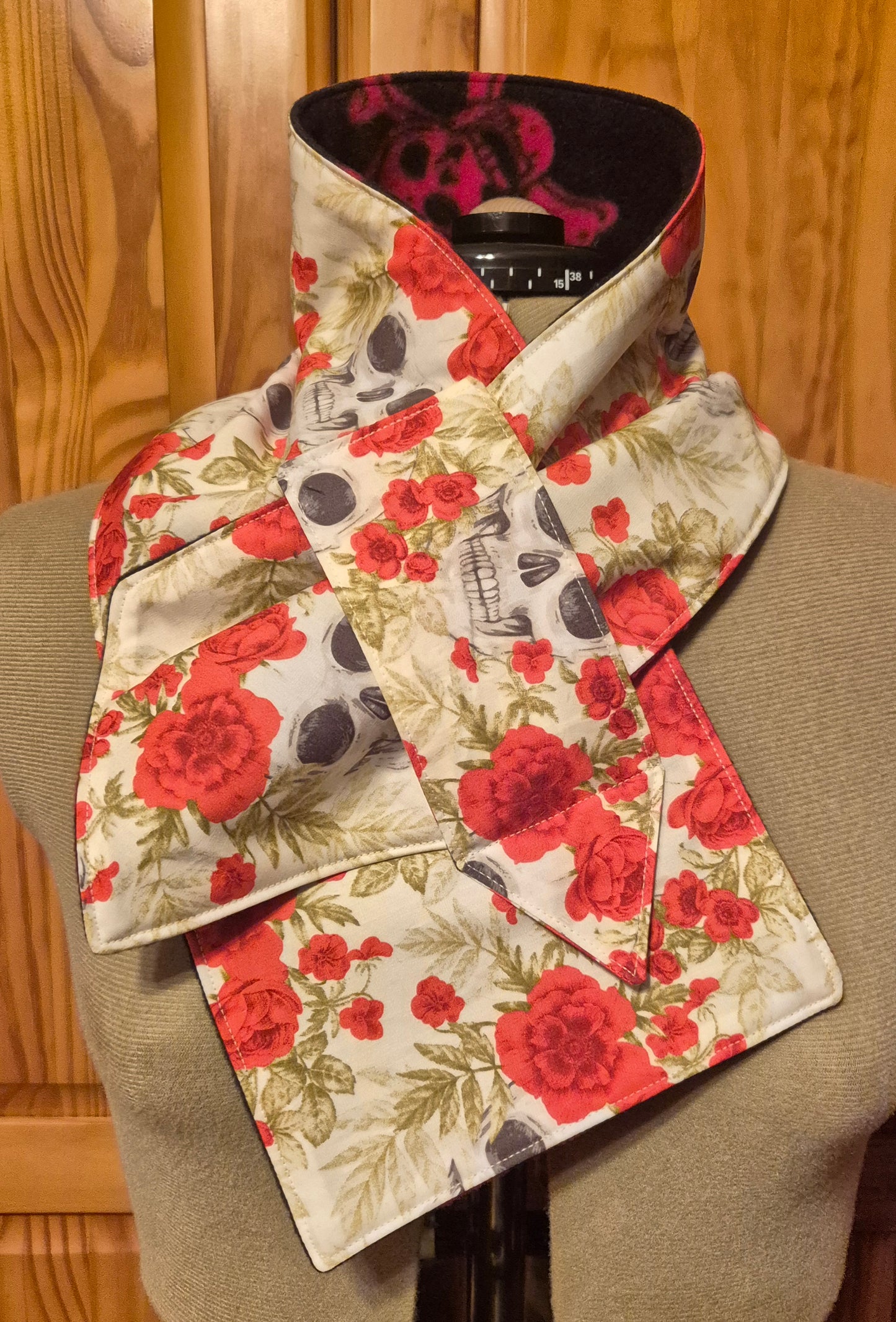 Fleece Lined Skulls And Roses Snood Scarf Neck Warmer